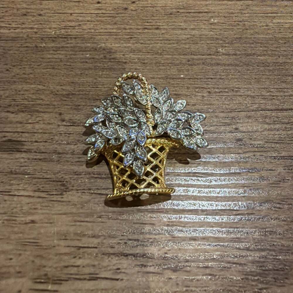 Rhinestone Flower Floral Gold Tone Basket Brooch Grandmacore Spring Lapel Pin